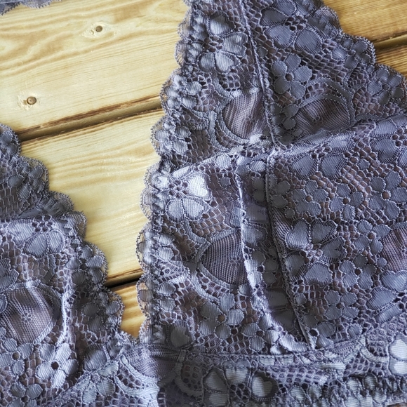 Free People Galloon Lace Halter Bra in Violet - Picture 4 of 4